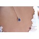 Pendentif de dos goutte baroque dorée et bleu saphir Belinda