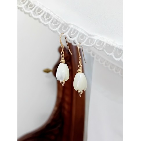 Boucles d'oreilles Jacinthe fleur de nacre gold filled