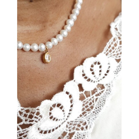 Collier Cécily tour de cou perles de culture d'eau douce et goutte d'eau zirconium